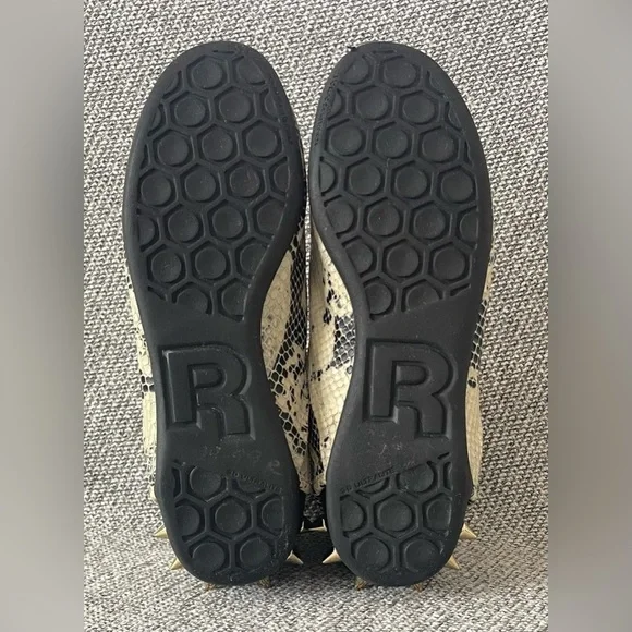 Reebok Melody Ehsani x Question “Love” Mid Top Sneakers- NWOT- Women’s 8.5 USA - Picture 7 of 16